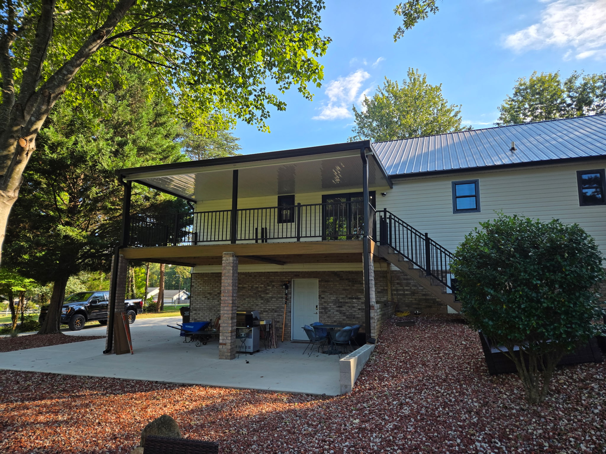 Residential patio cover in Shelby