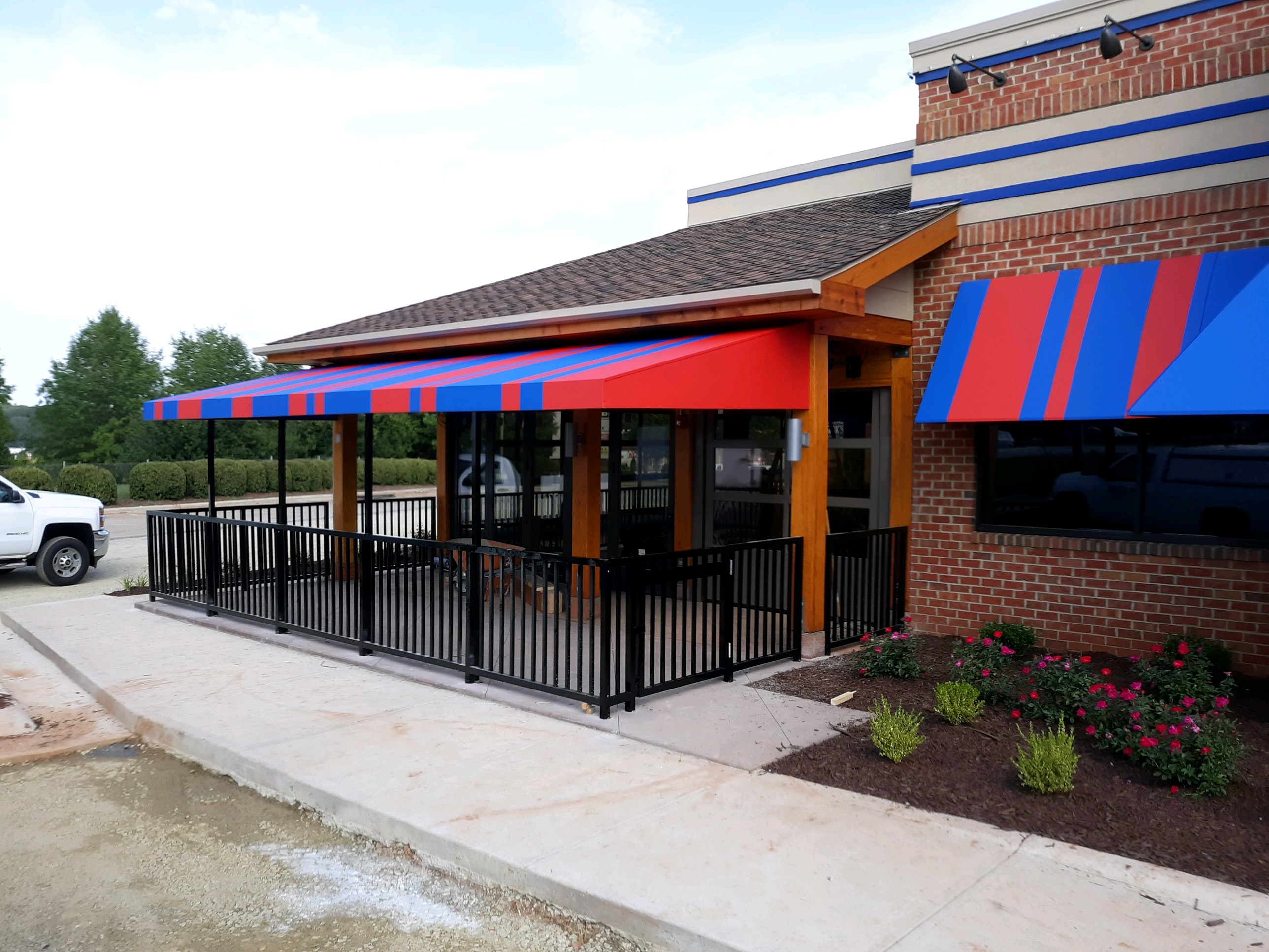 Restaurant patio cover in Asheville
