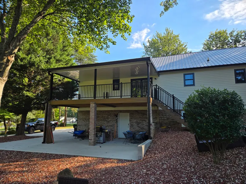 Residential patio cover in Shelby