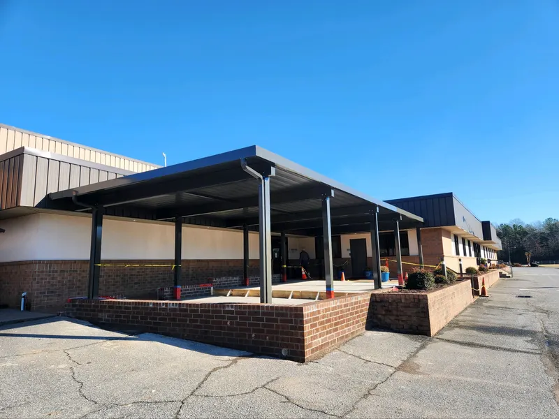 Restaurant patio cover in Valdese